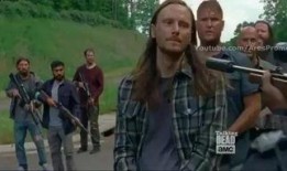 行尸走肉最新爆料剧情介绍,生死边缘的绝望求生与人性抉择